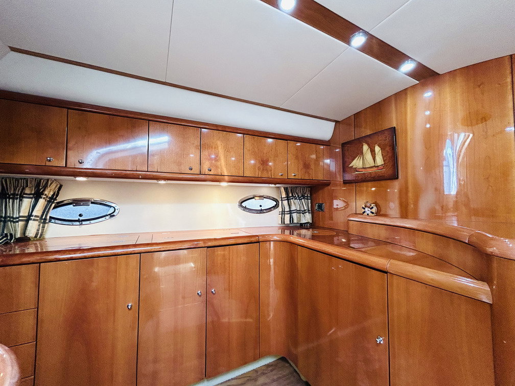 Sunseeker Camargue 53