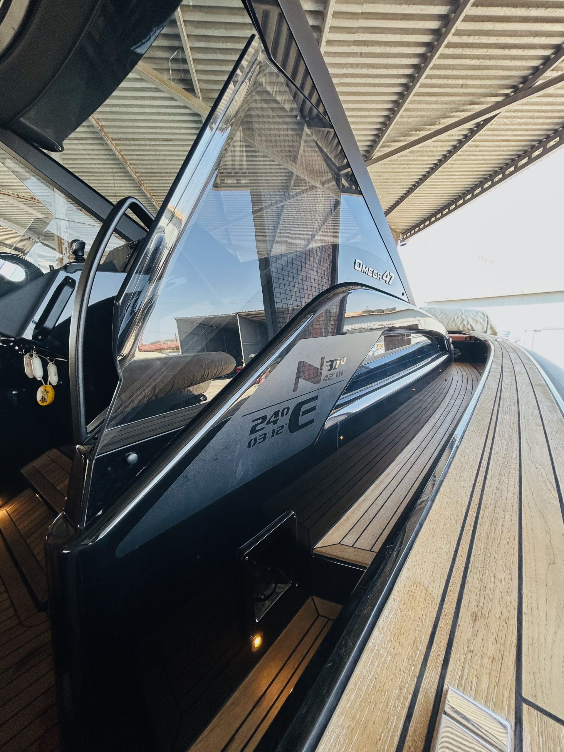 Technohull Omega 47