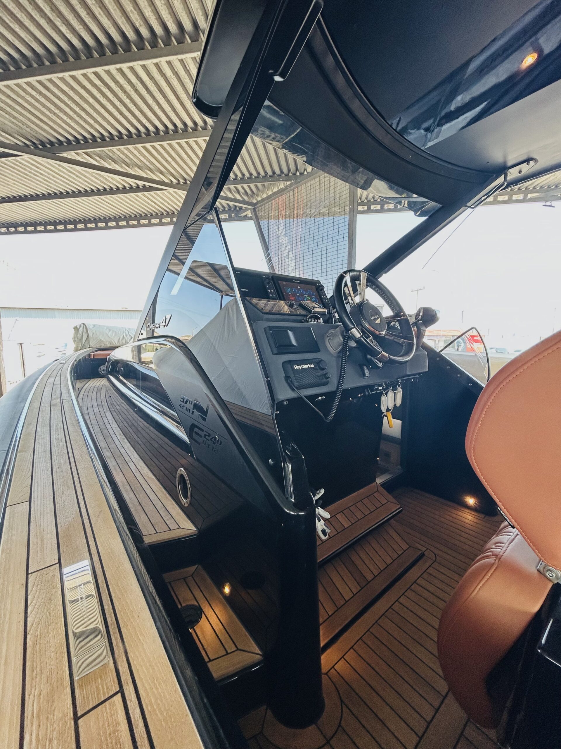 Technohull Omega 47