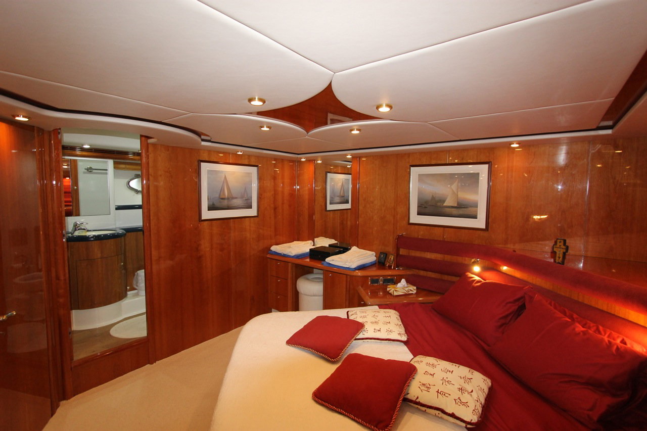 Sunseeker 74 Manhattan