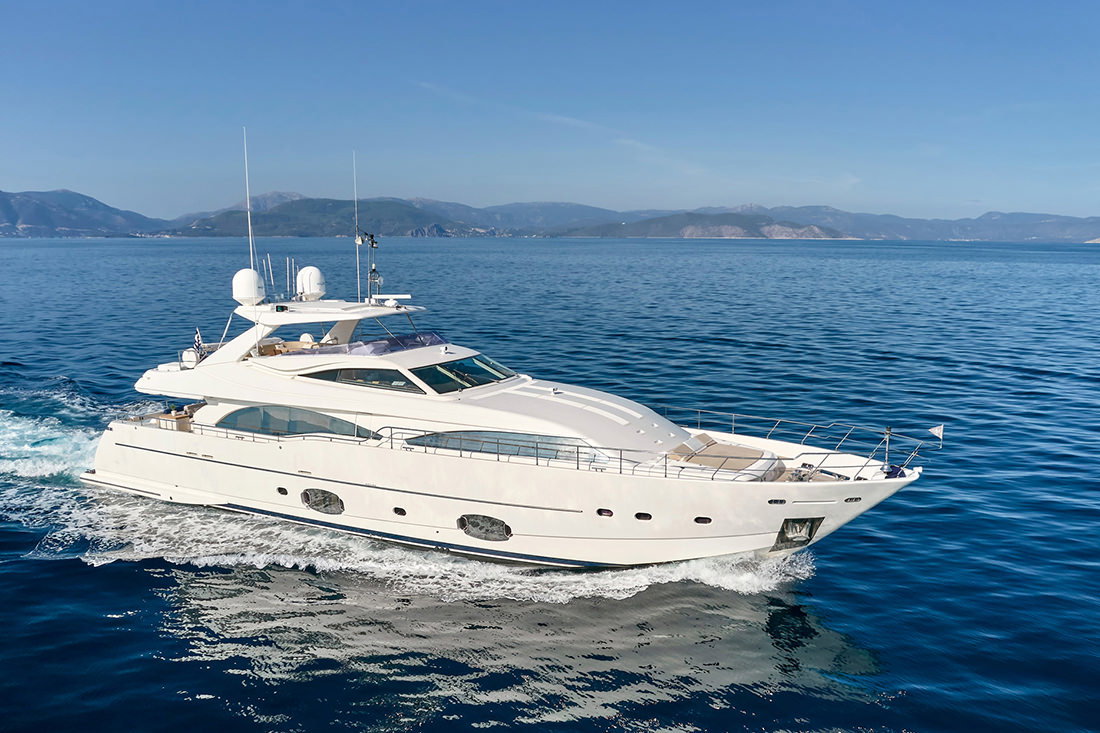 Ferretti 97 Custom Line