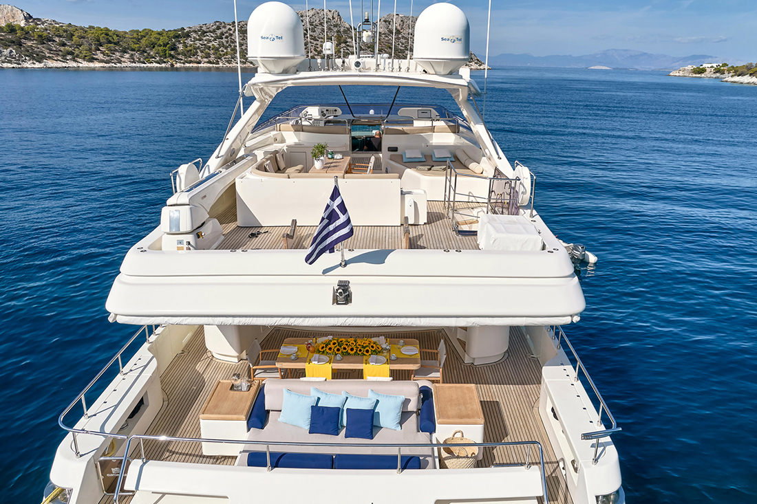 Ferretti 97 Custom Line