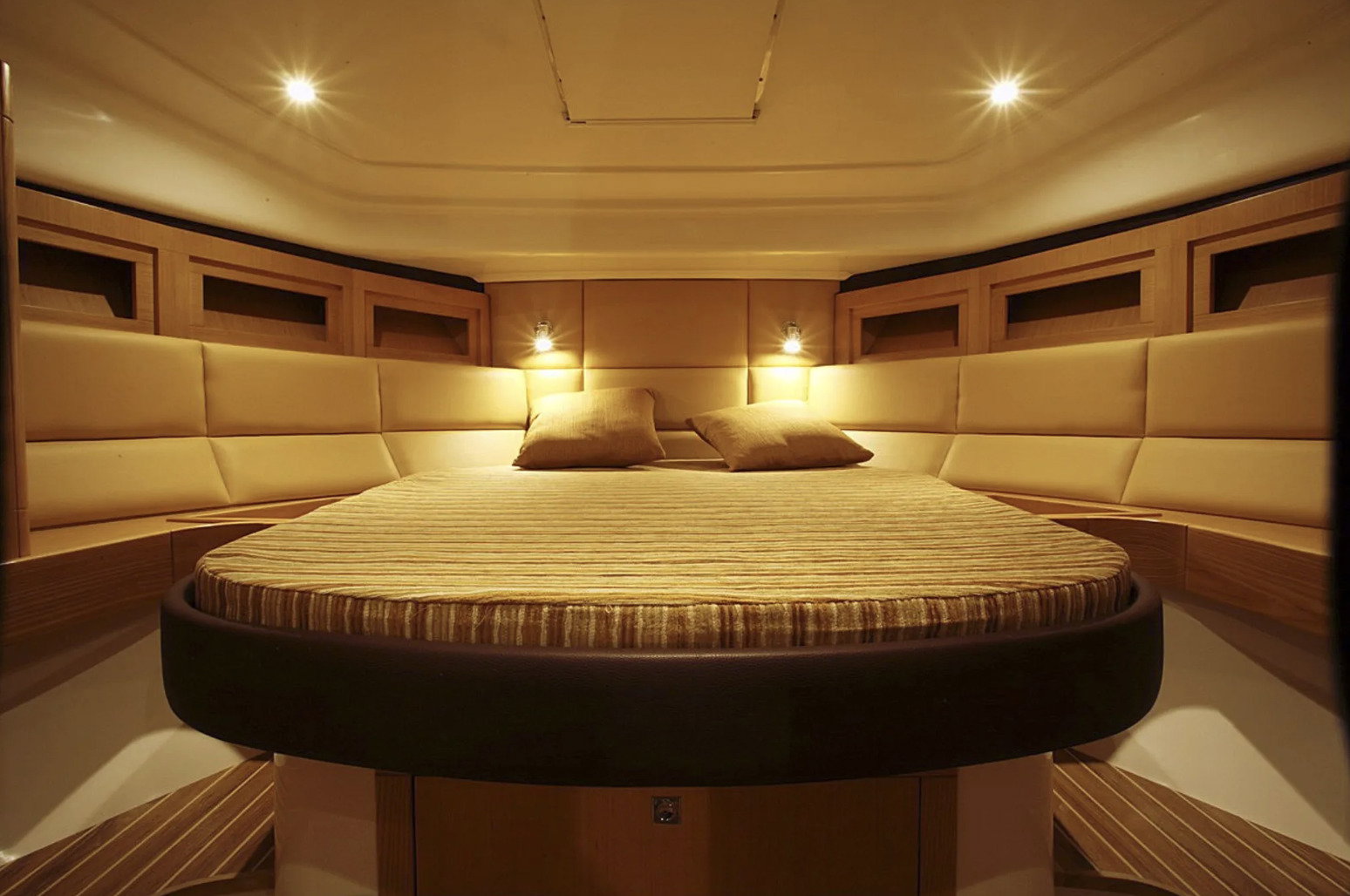 Faeton 1180 Moraga HT