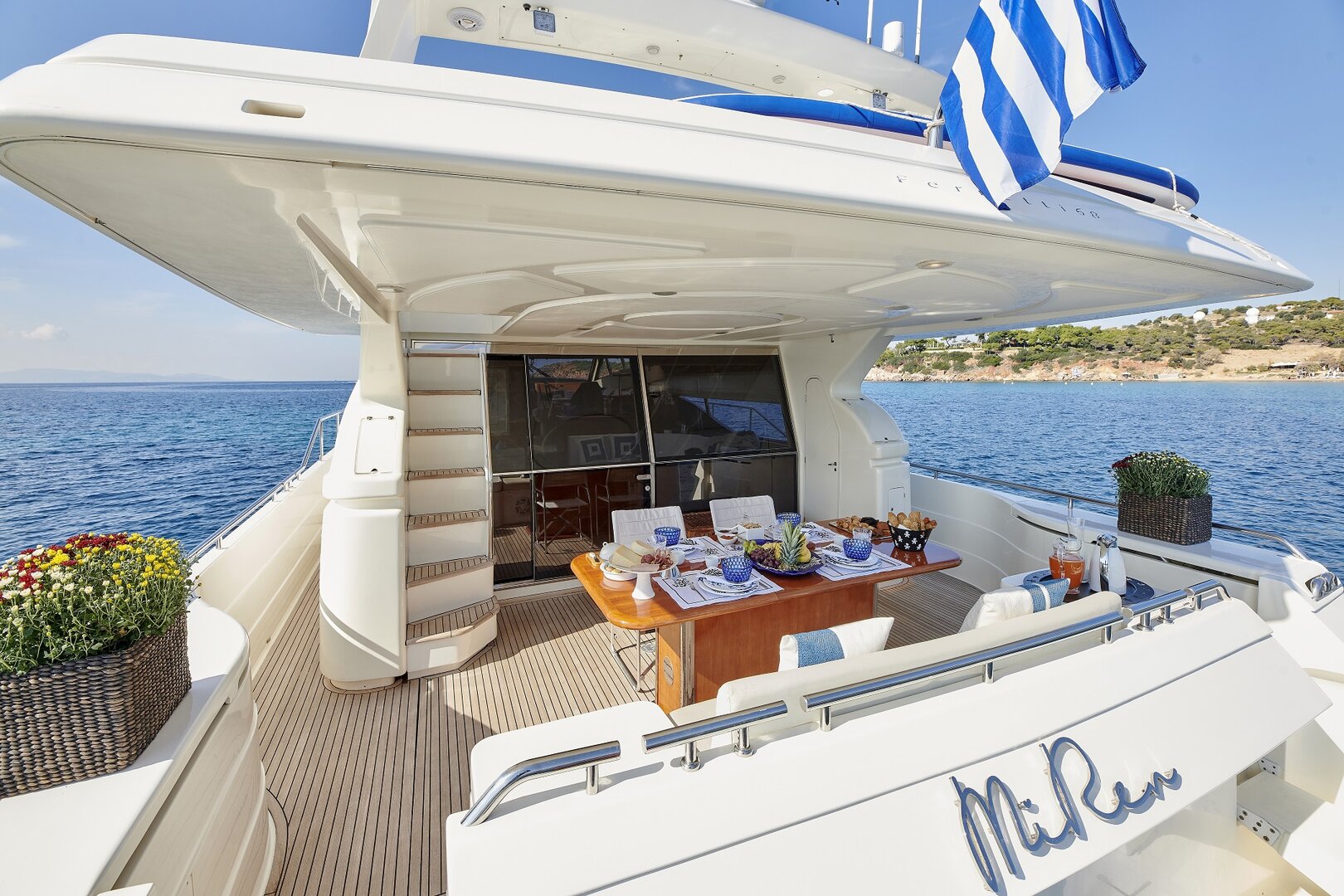 Ferretti 680