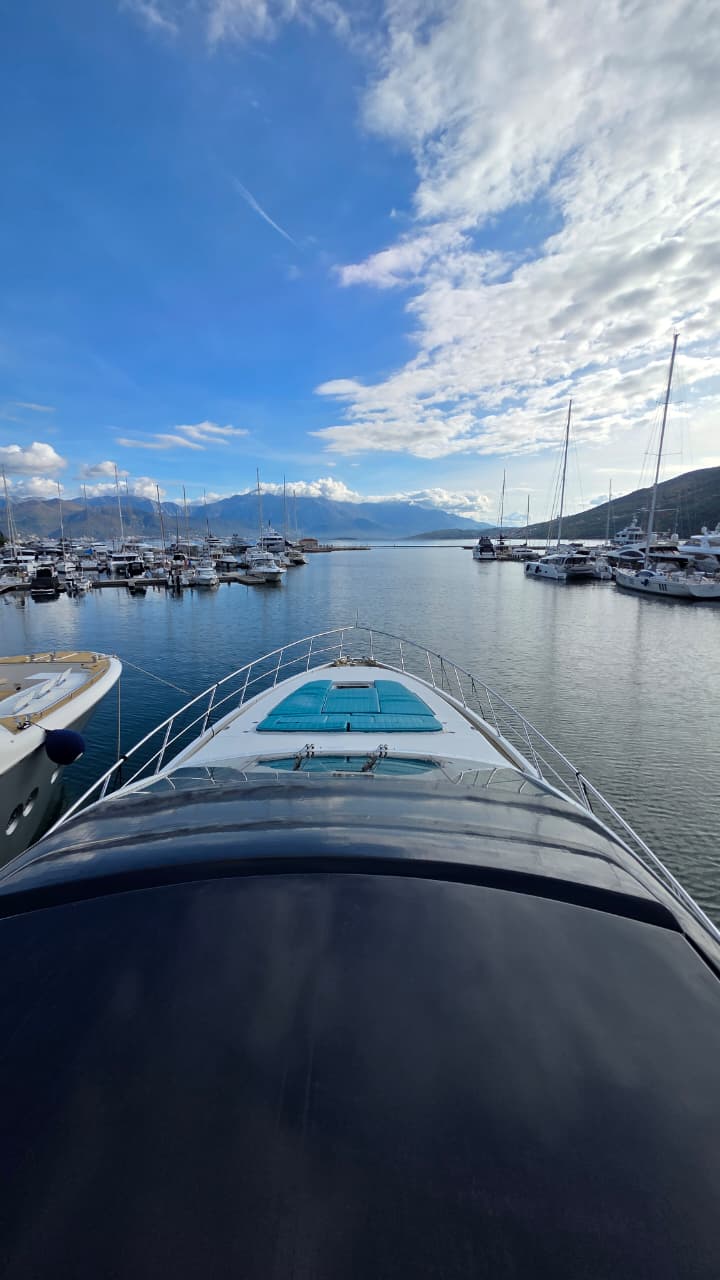 Azimut 86S