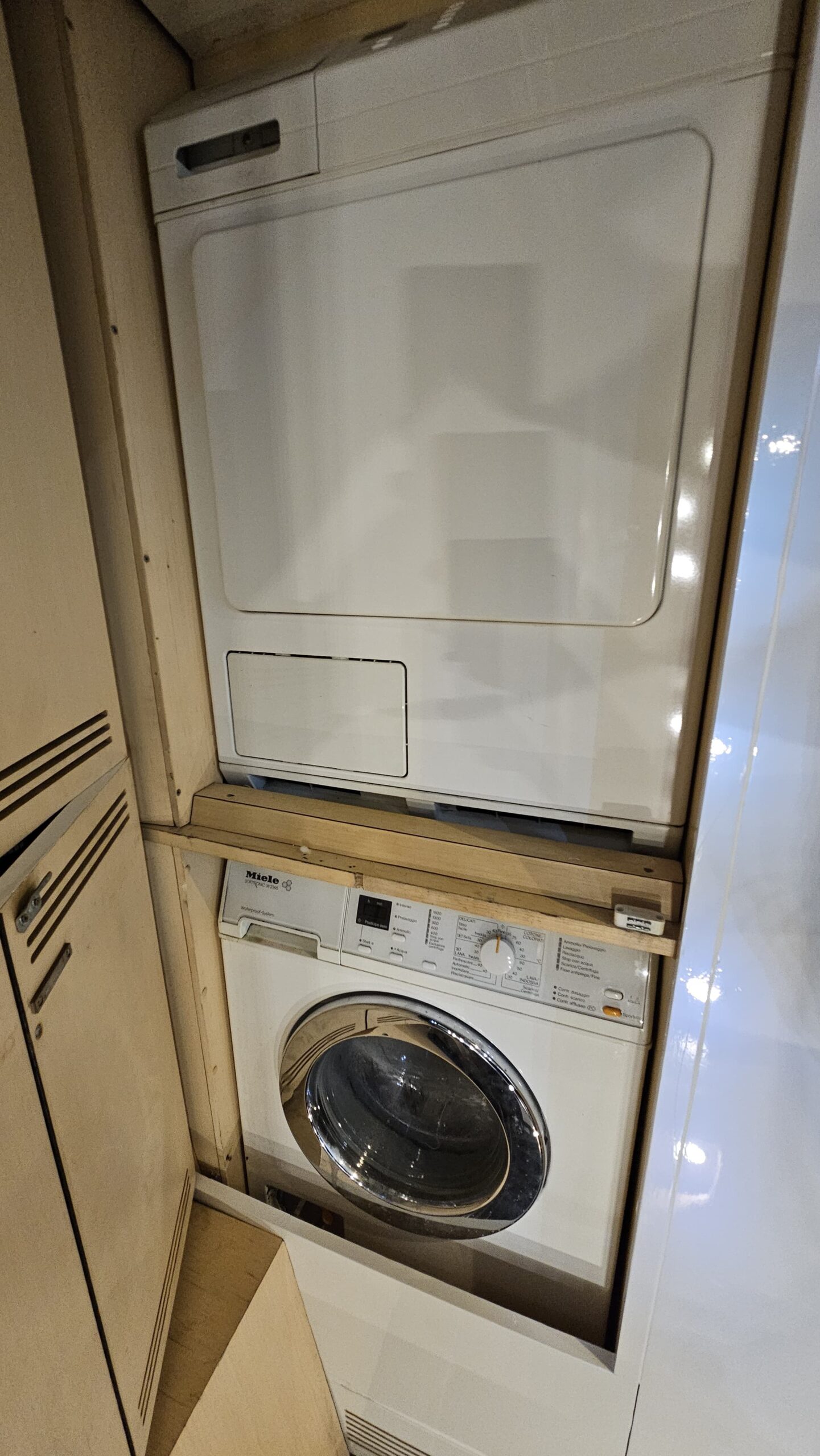 Azimut 86S