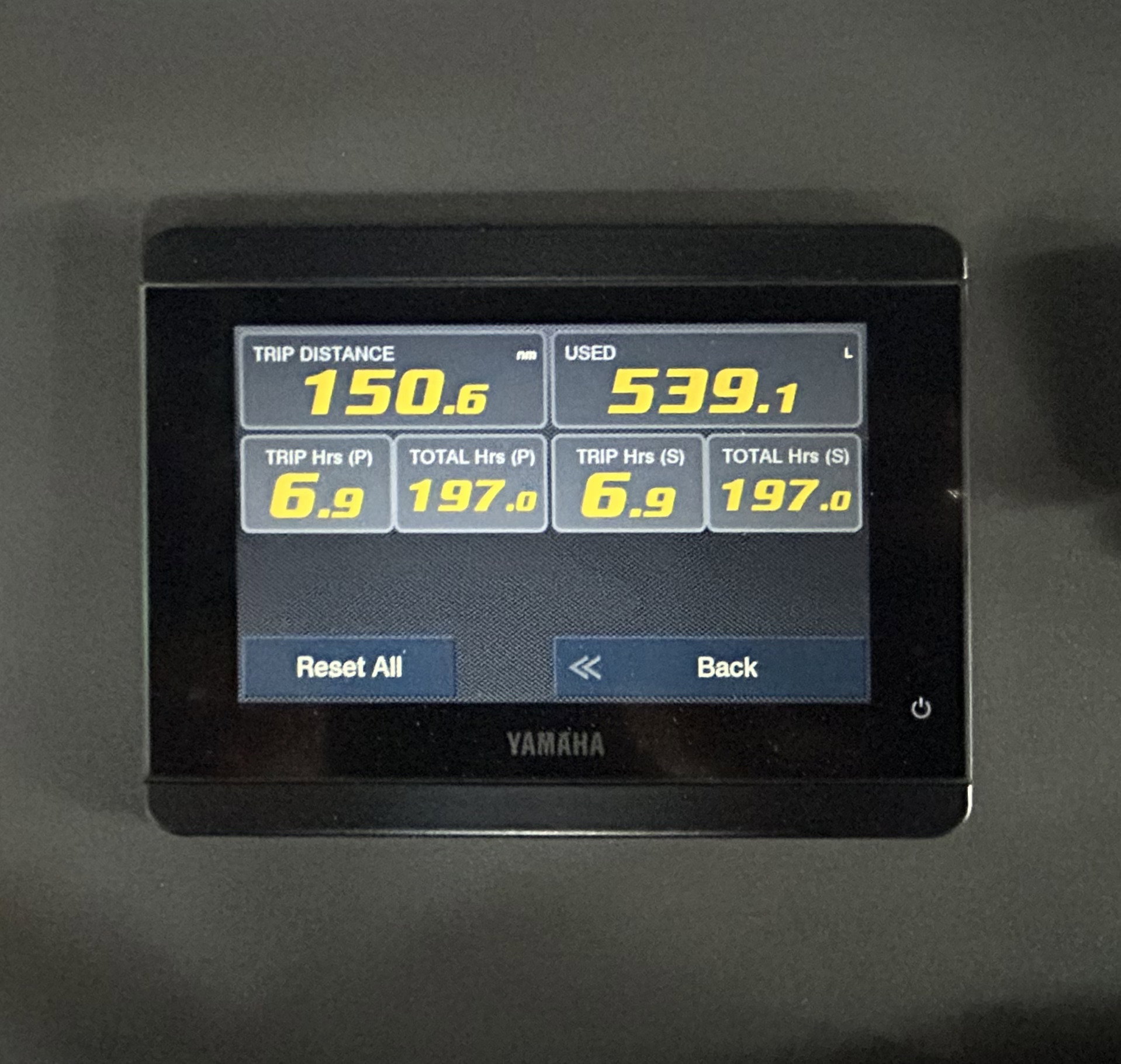 Technohull Alpha 40