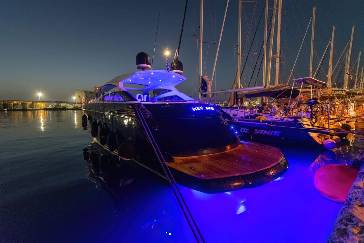 Pershing 56