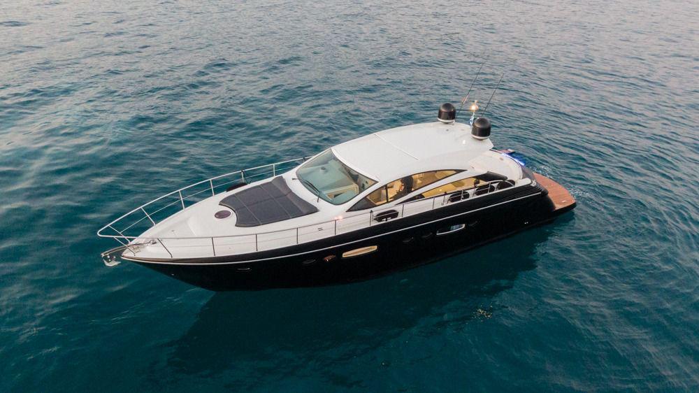 Pershing 56