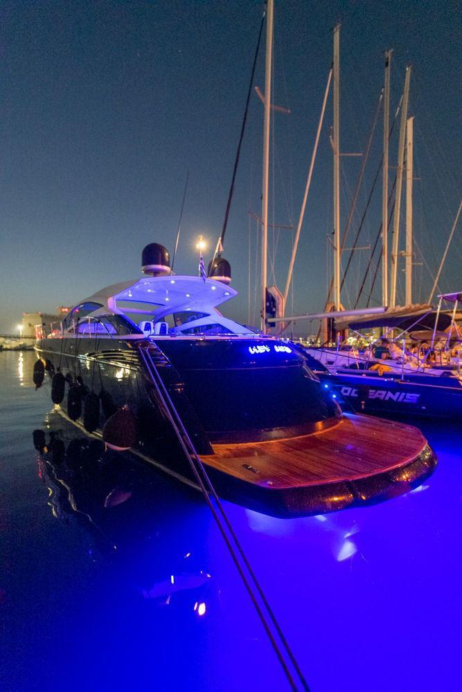 Pershing 56