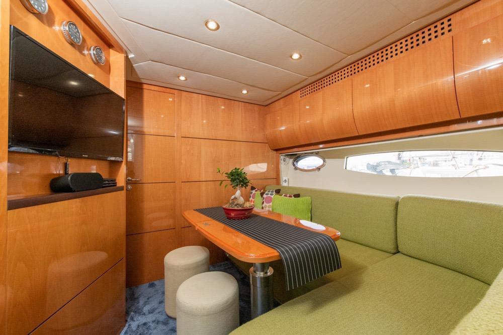 Pershing 56