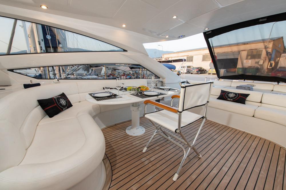 Pershing 56