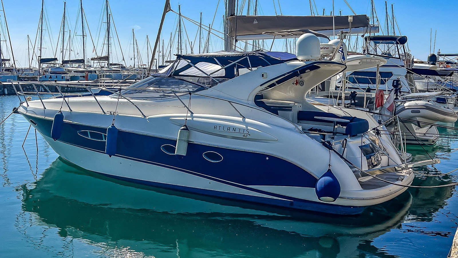 Azimut Atlantis 42