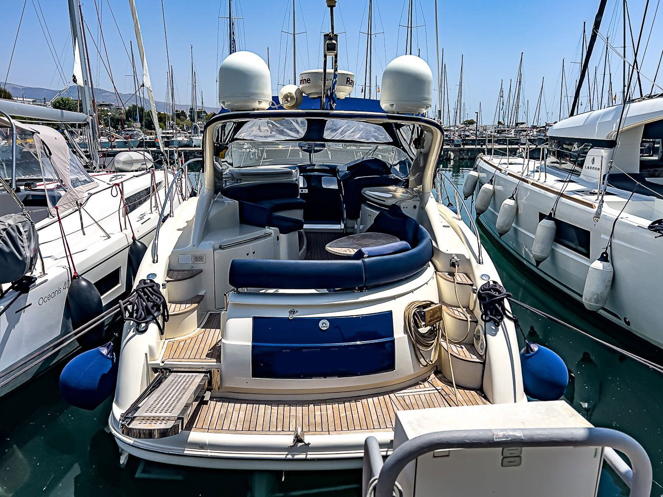 Azimut Atlantis 42