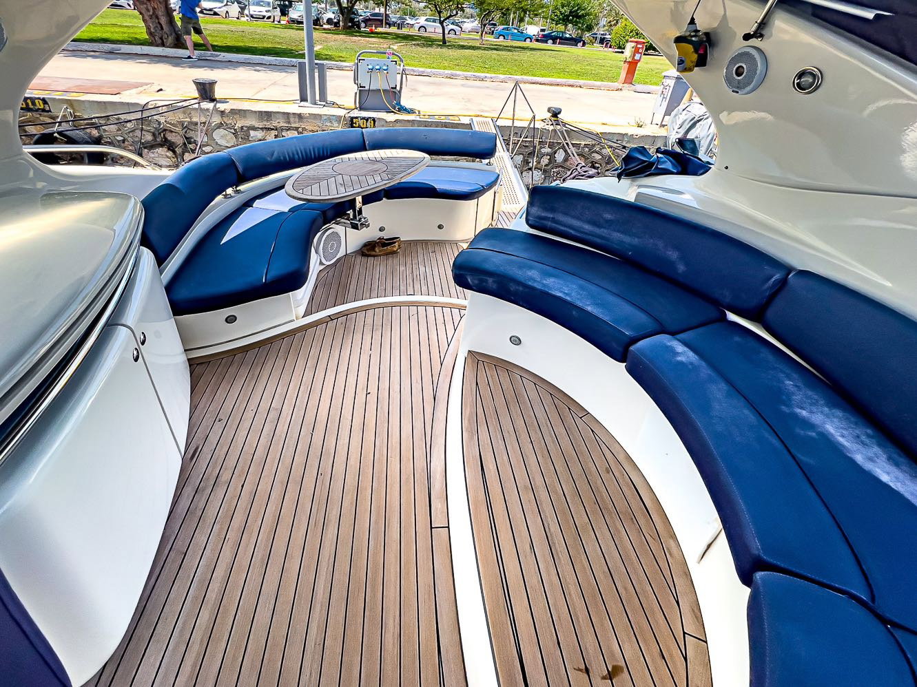 Azimut Atlantis 42