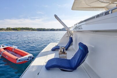 Ferretti 68