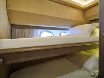 Ferretti 68