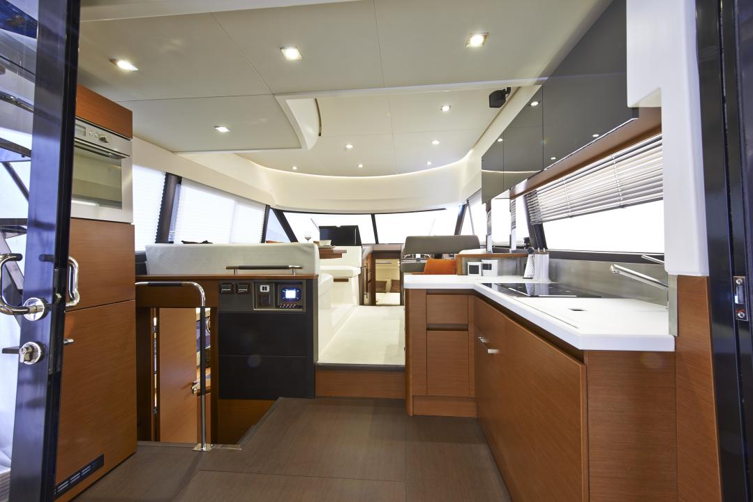 Prestige 450 S