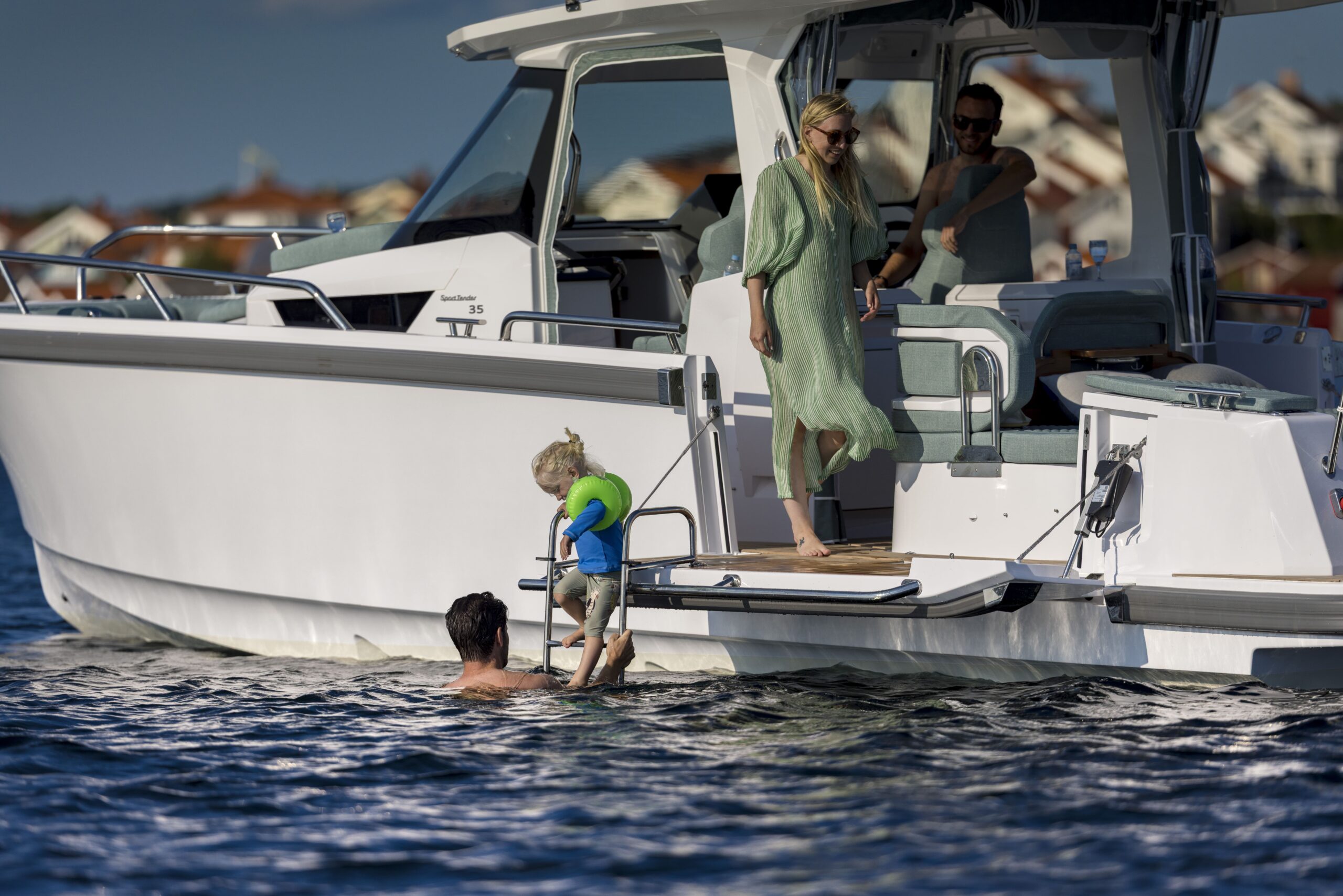 Nimbus Sport Tender 35