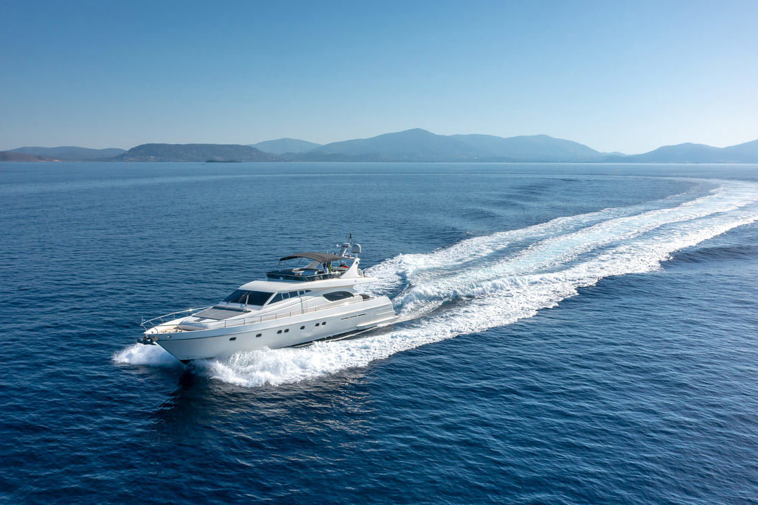 Ferretti 72