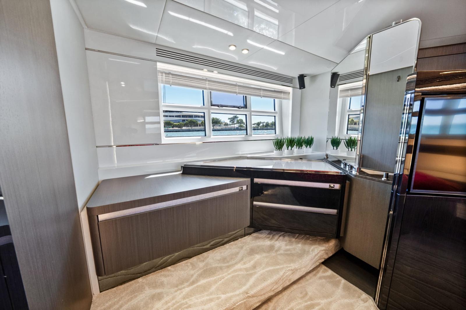 Azimut S7