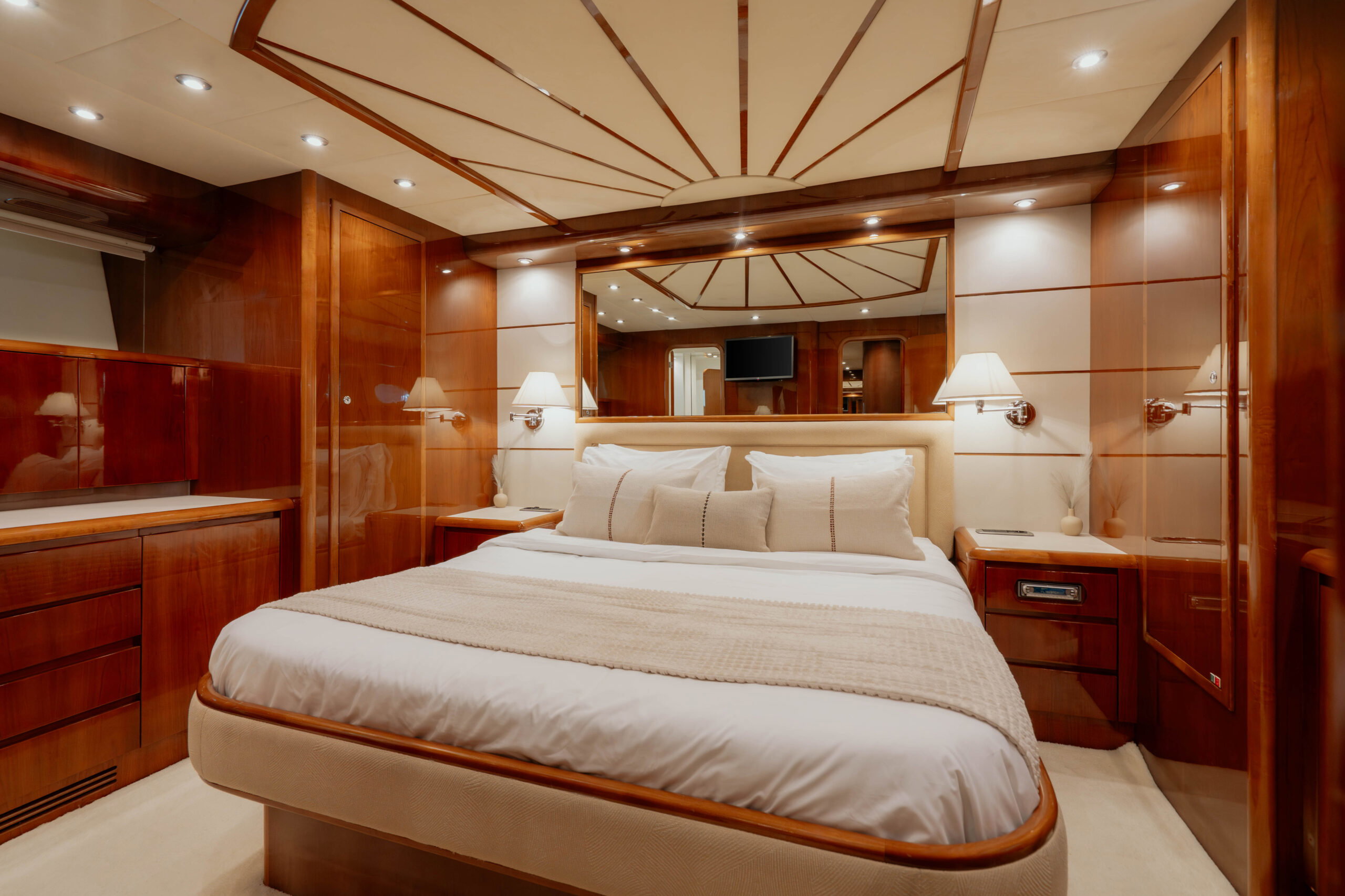 Falcon 86