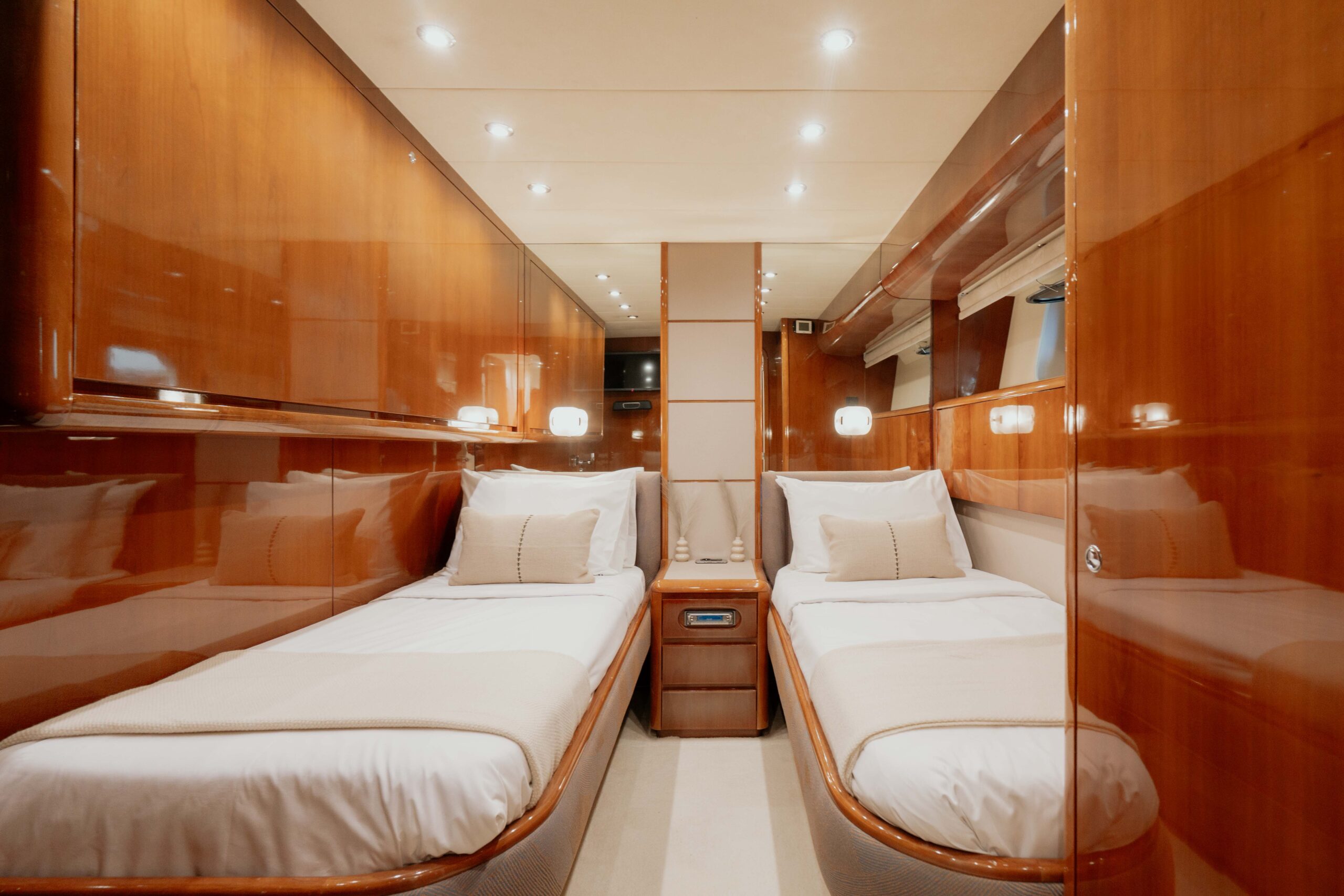 Falcon 86