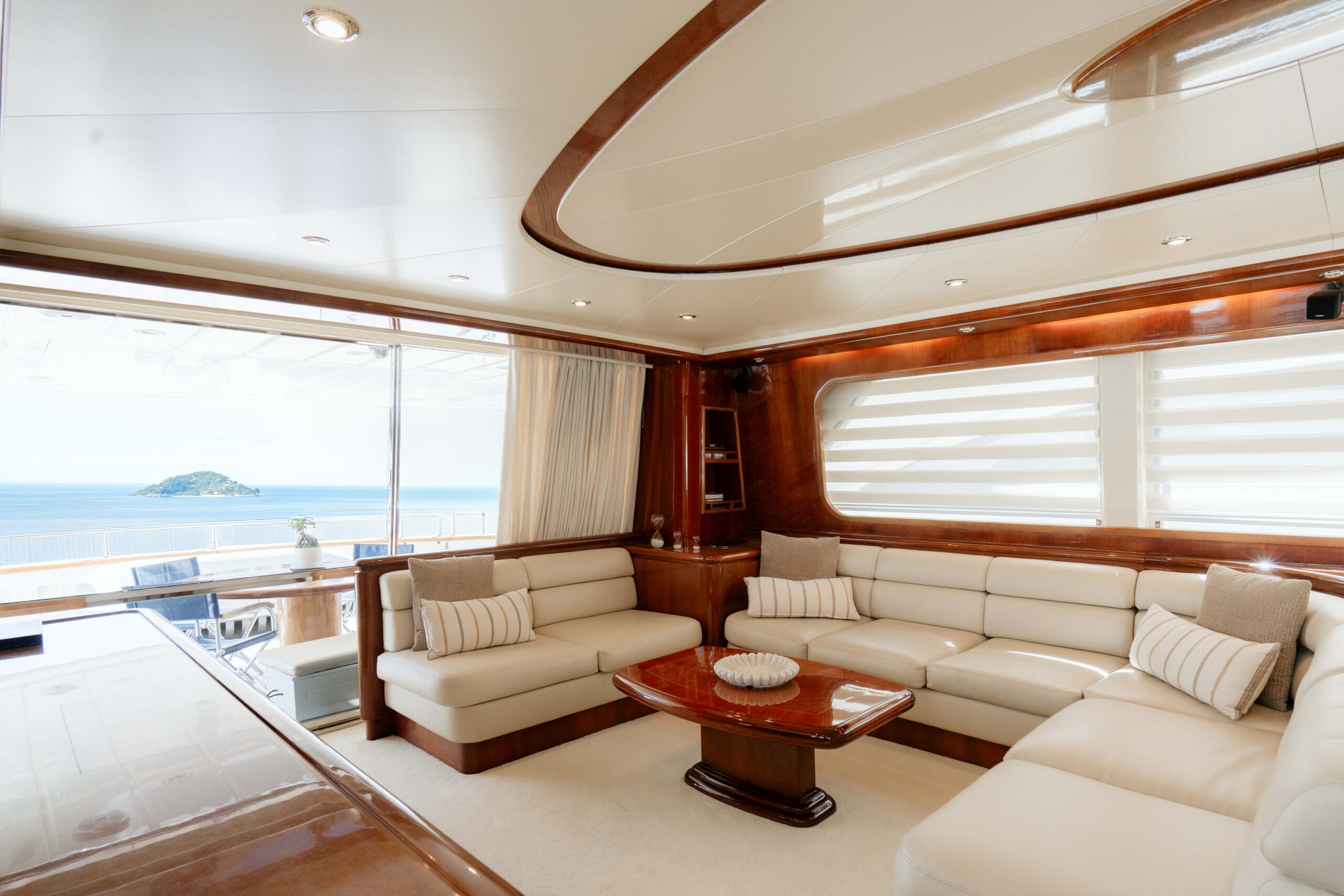 Falcon 86
