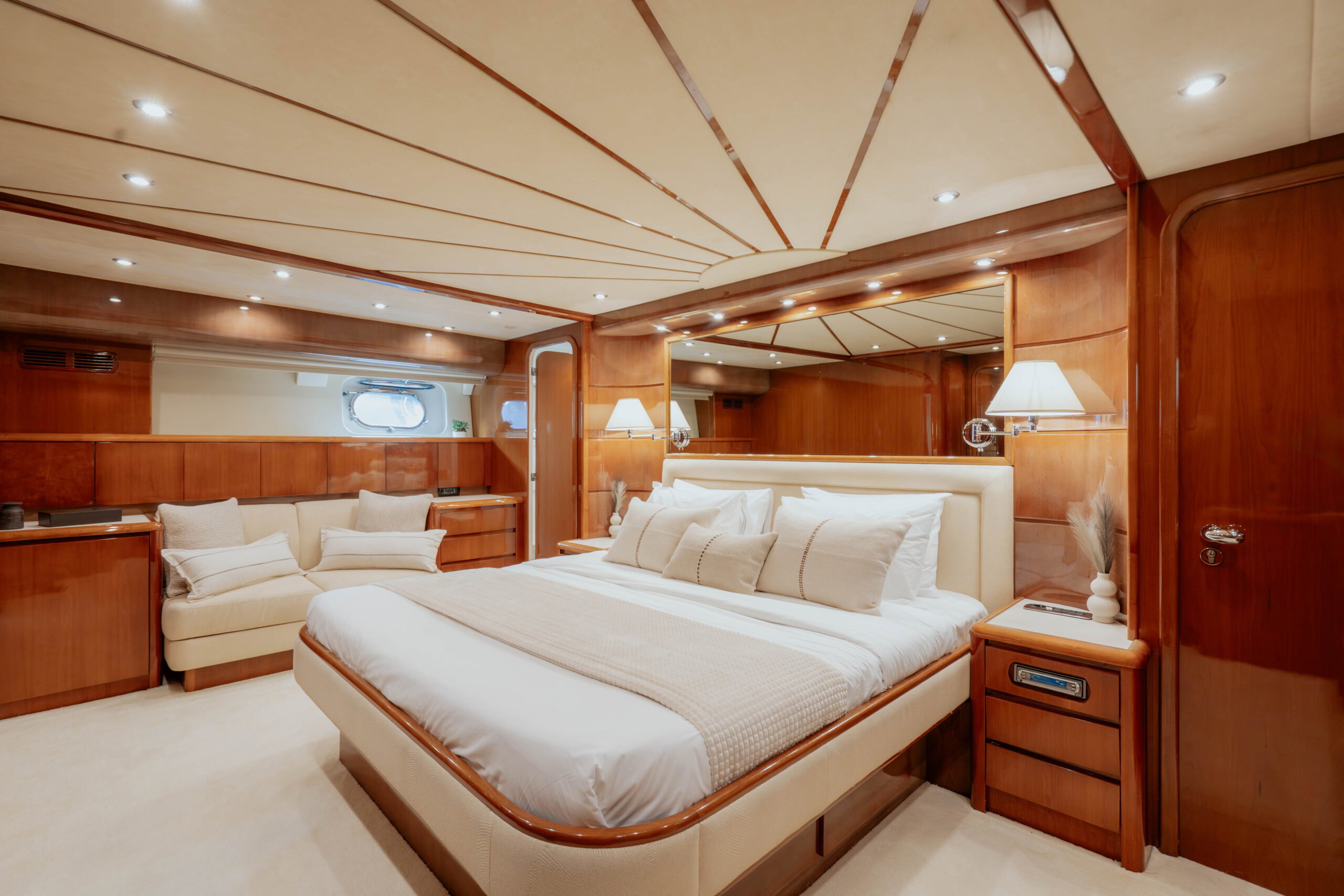 Falcon 86