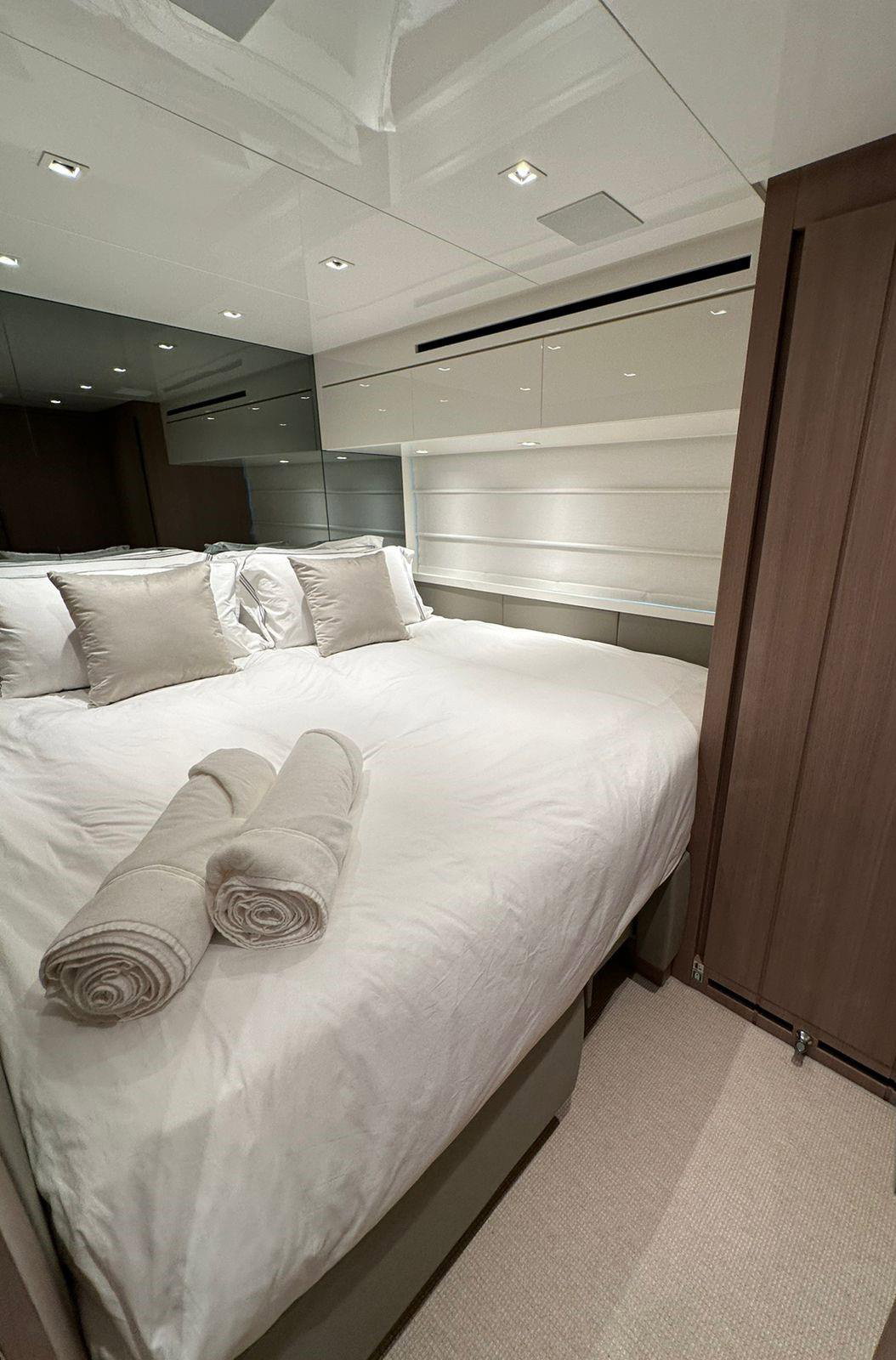 Alfamarine 72