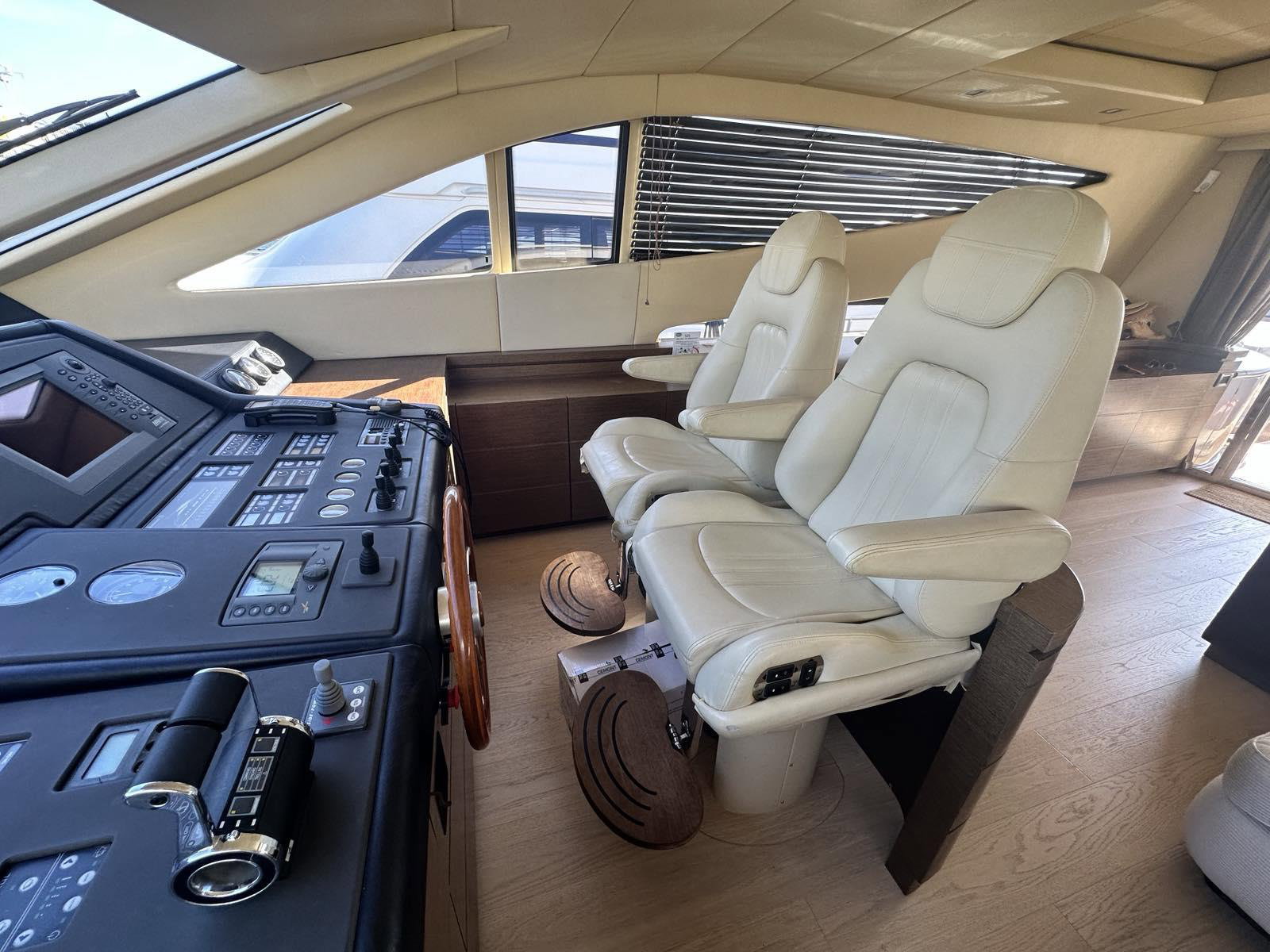 Alfamarine 72