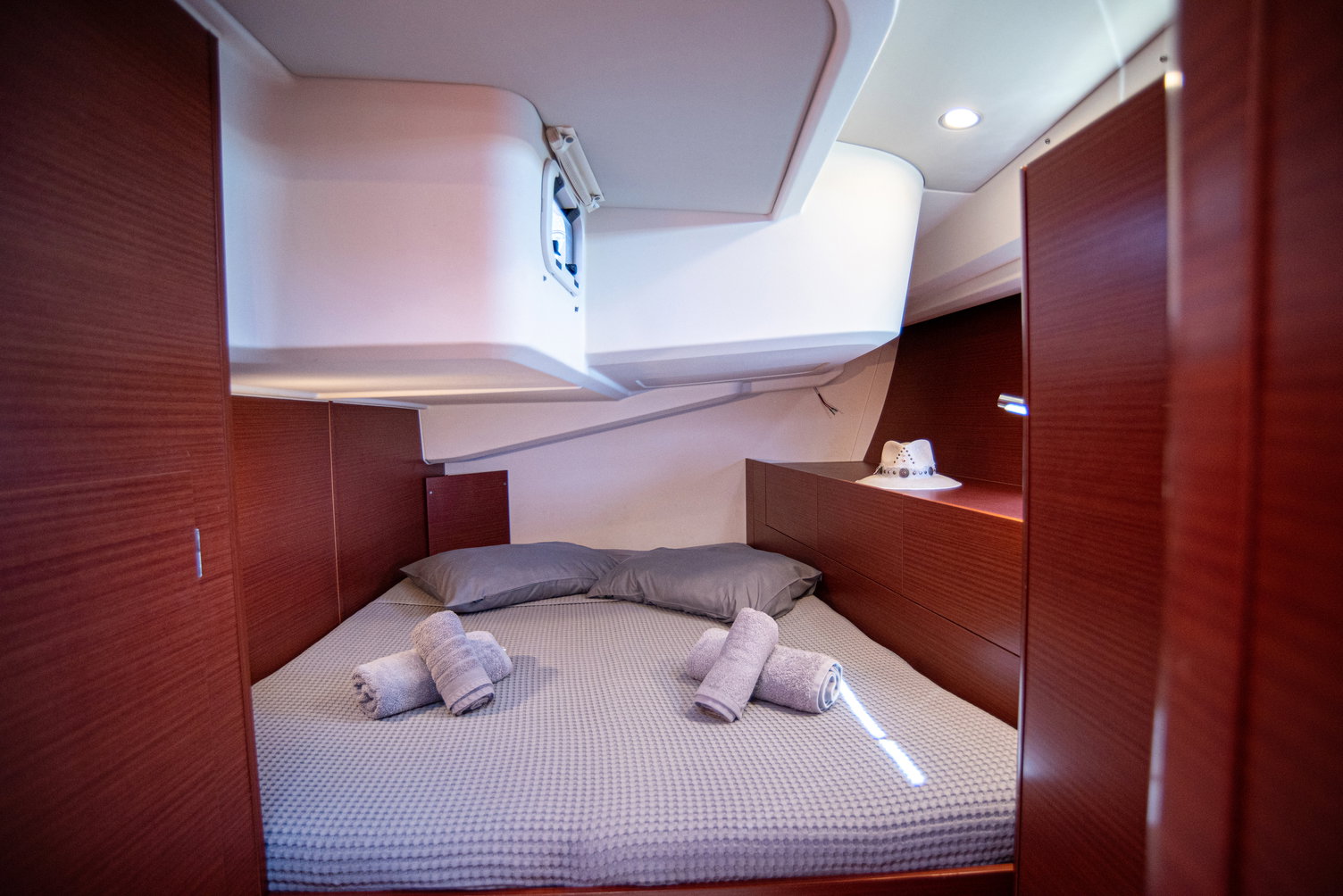 Hanse 508