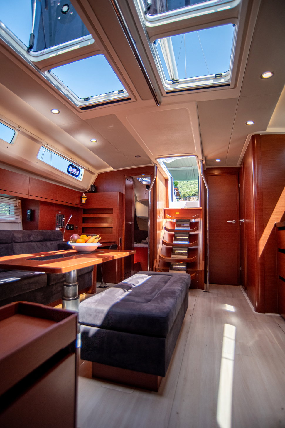 Hanse 508