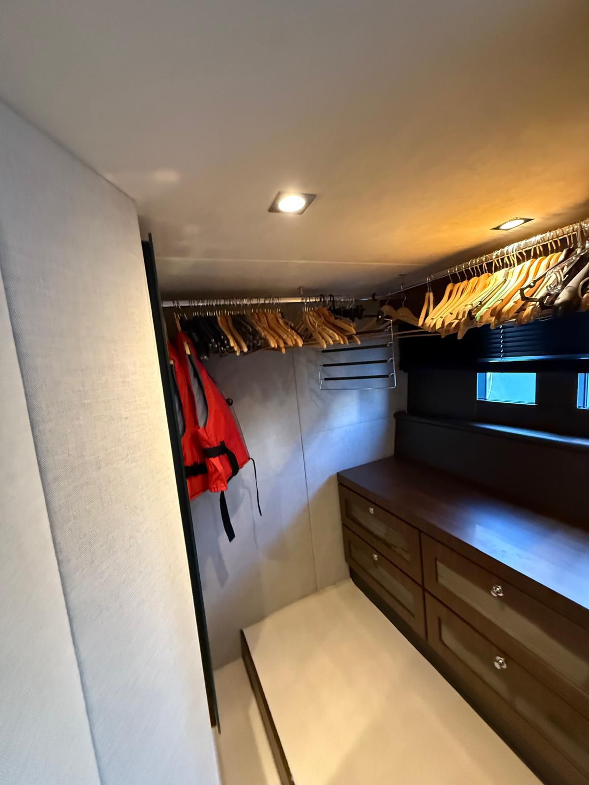 Fairline Squadron 78