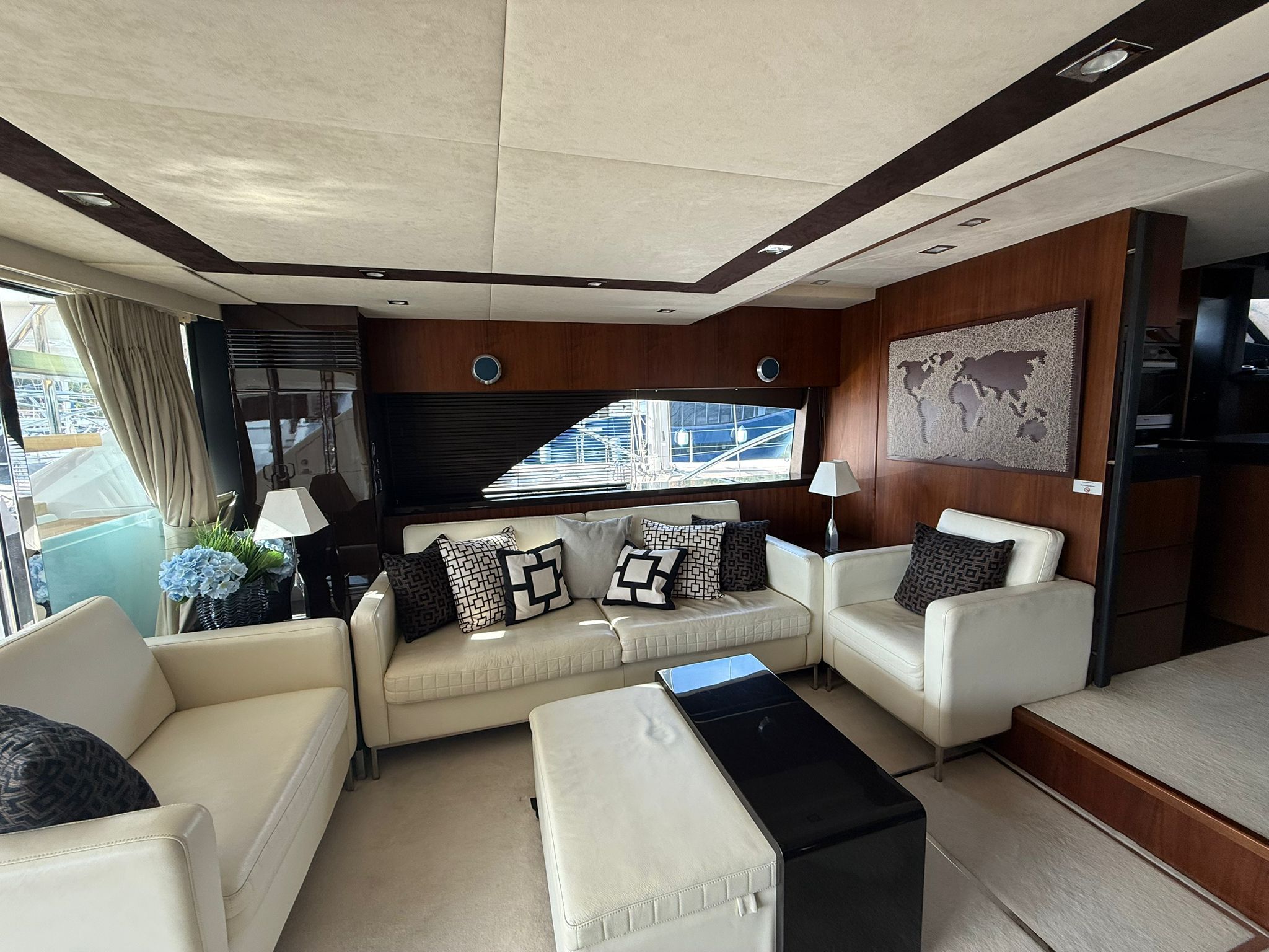 Fairline Squadron 78