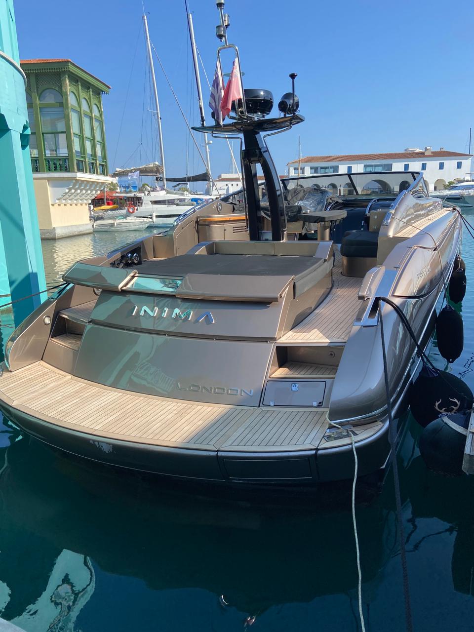 Riva Rivale 52