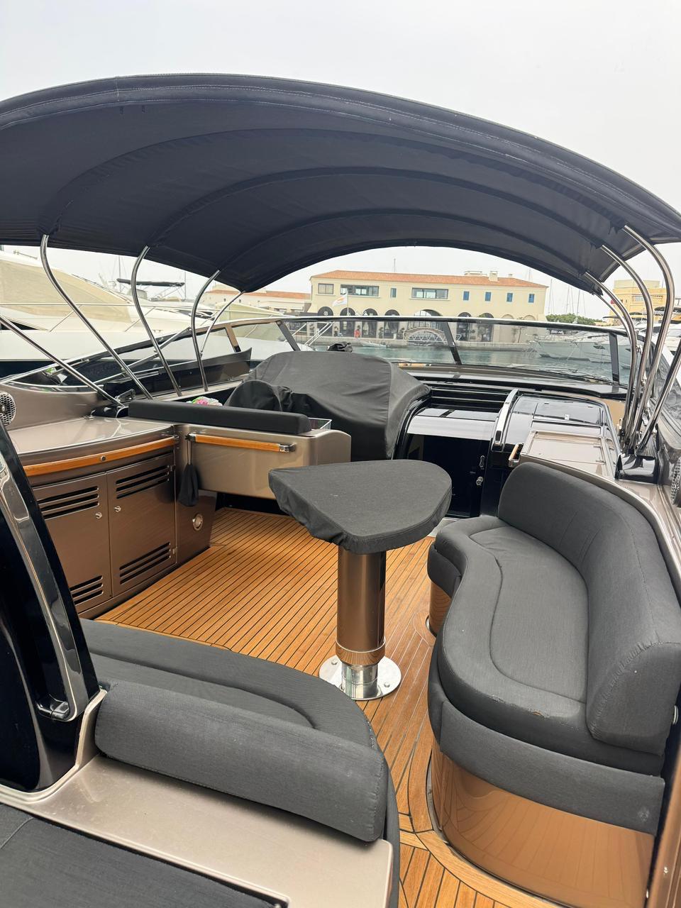 Riva Rivale 52