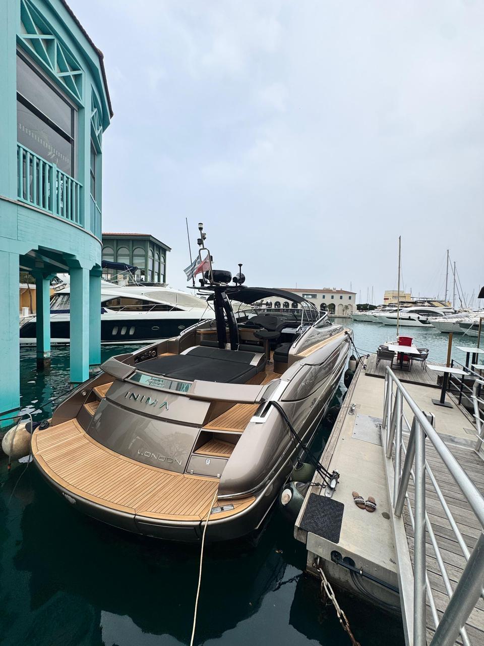 Riva Rivale 52