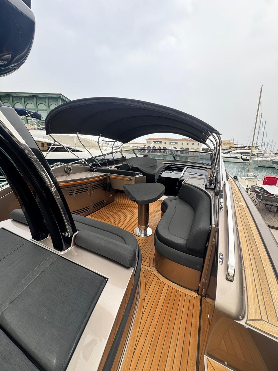 Riva Rivale 52