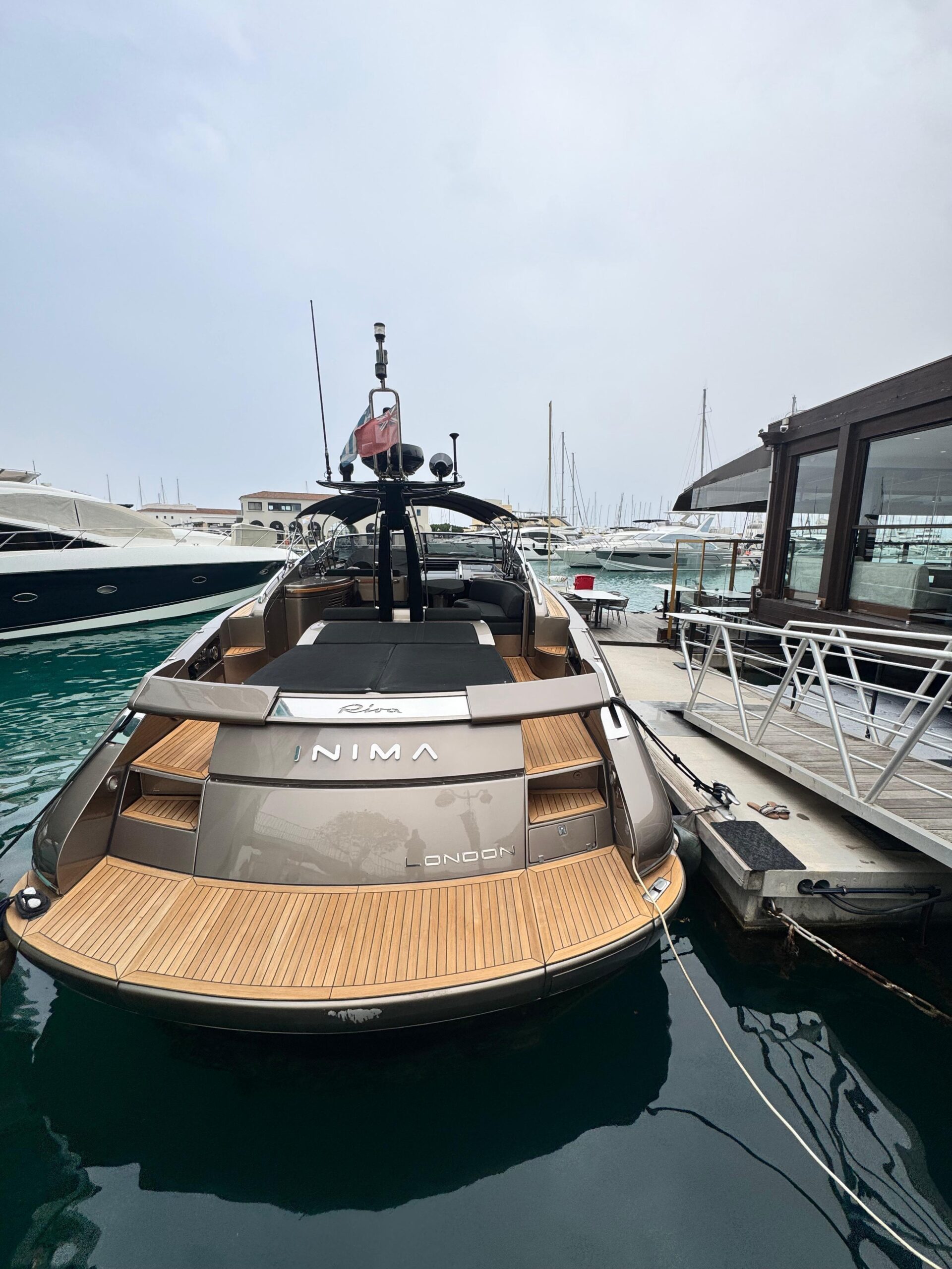 Riva Rivale 52