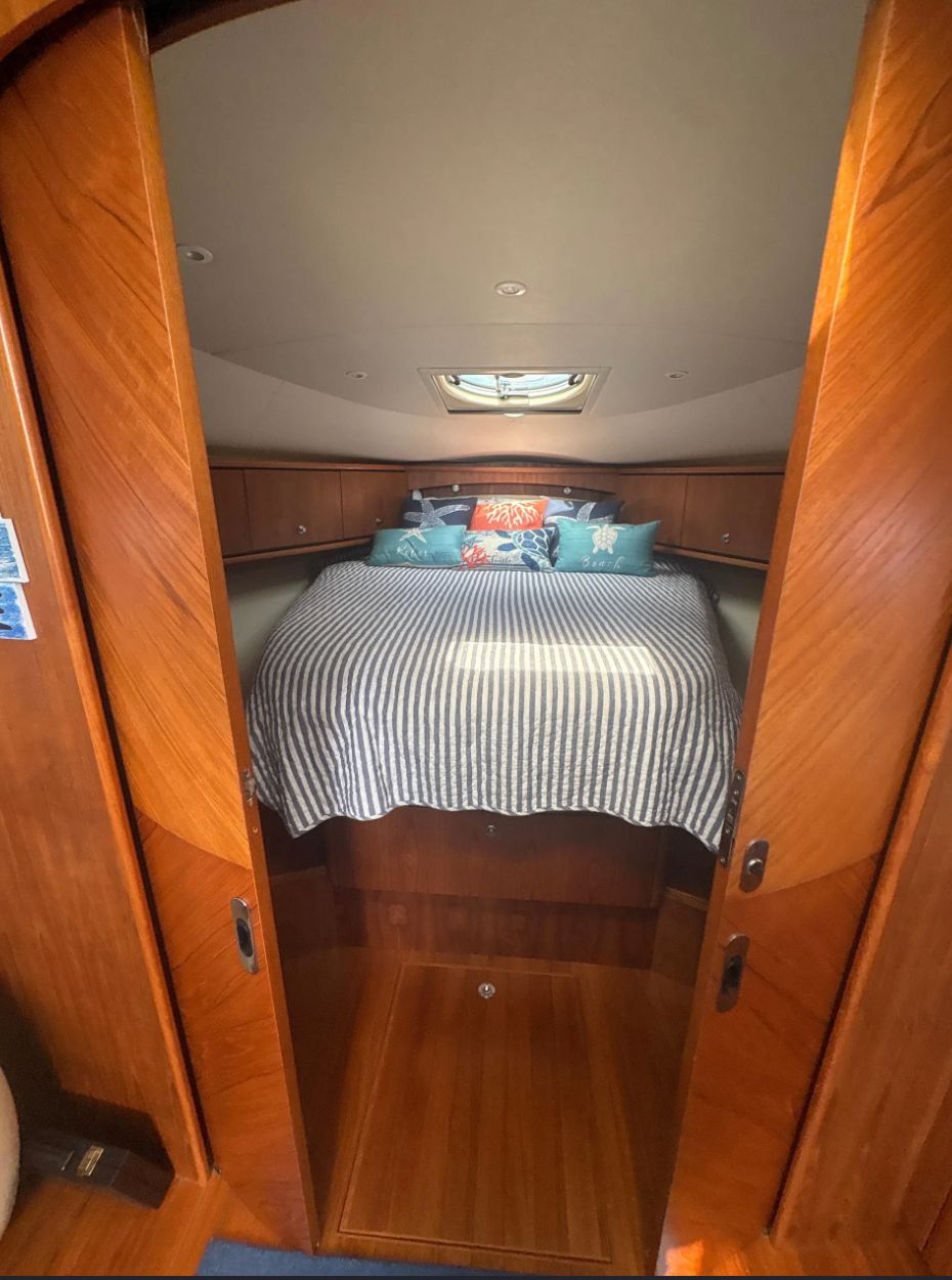Tiara 3900 Sovran