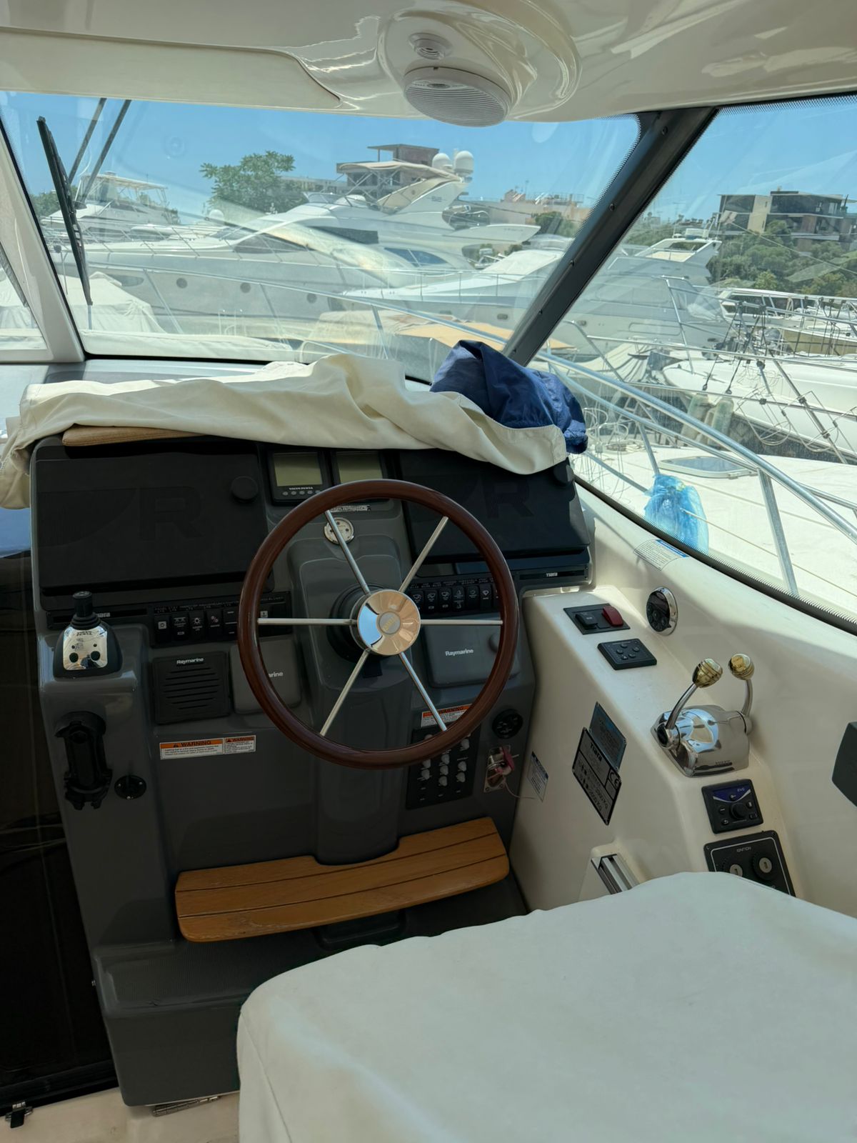 Tiara 3900 Sovran
