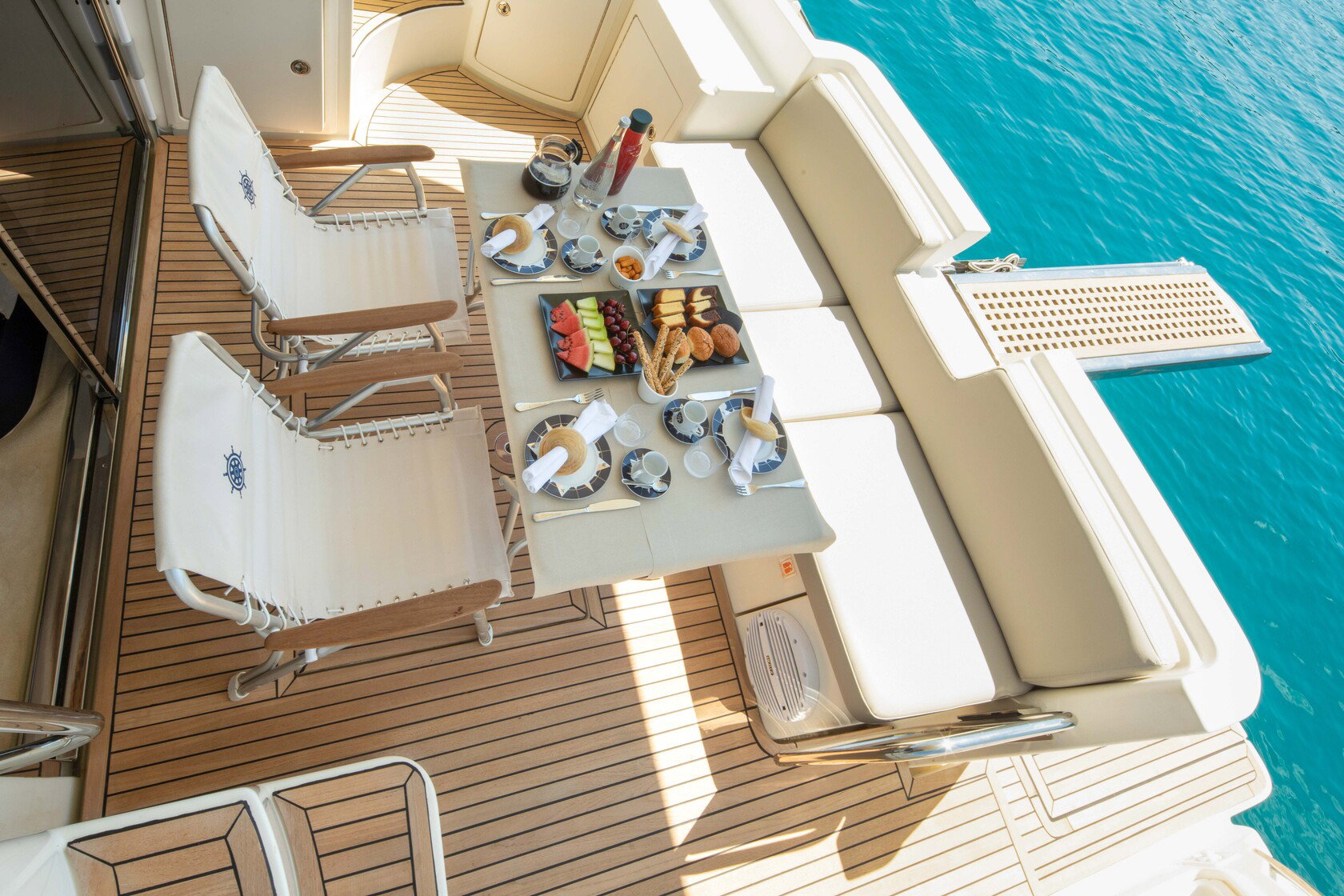 Azimut 43