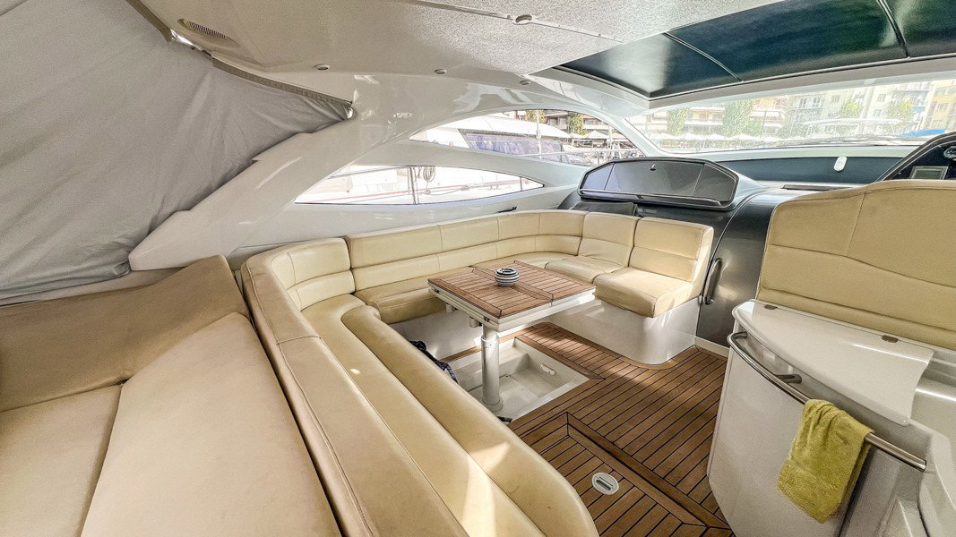 Pershing 50