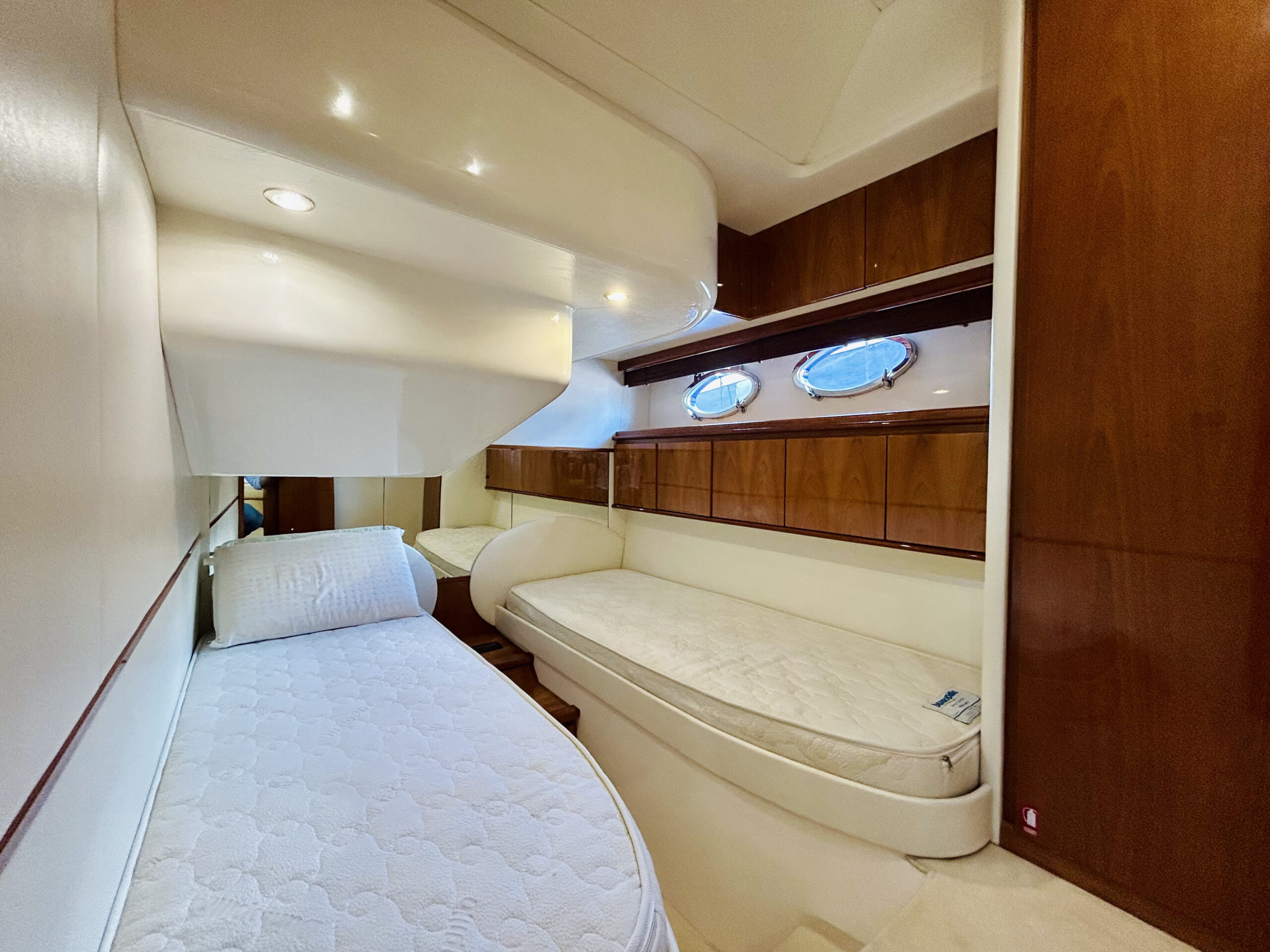 Pershing 50