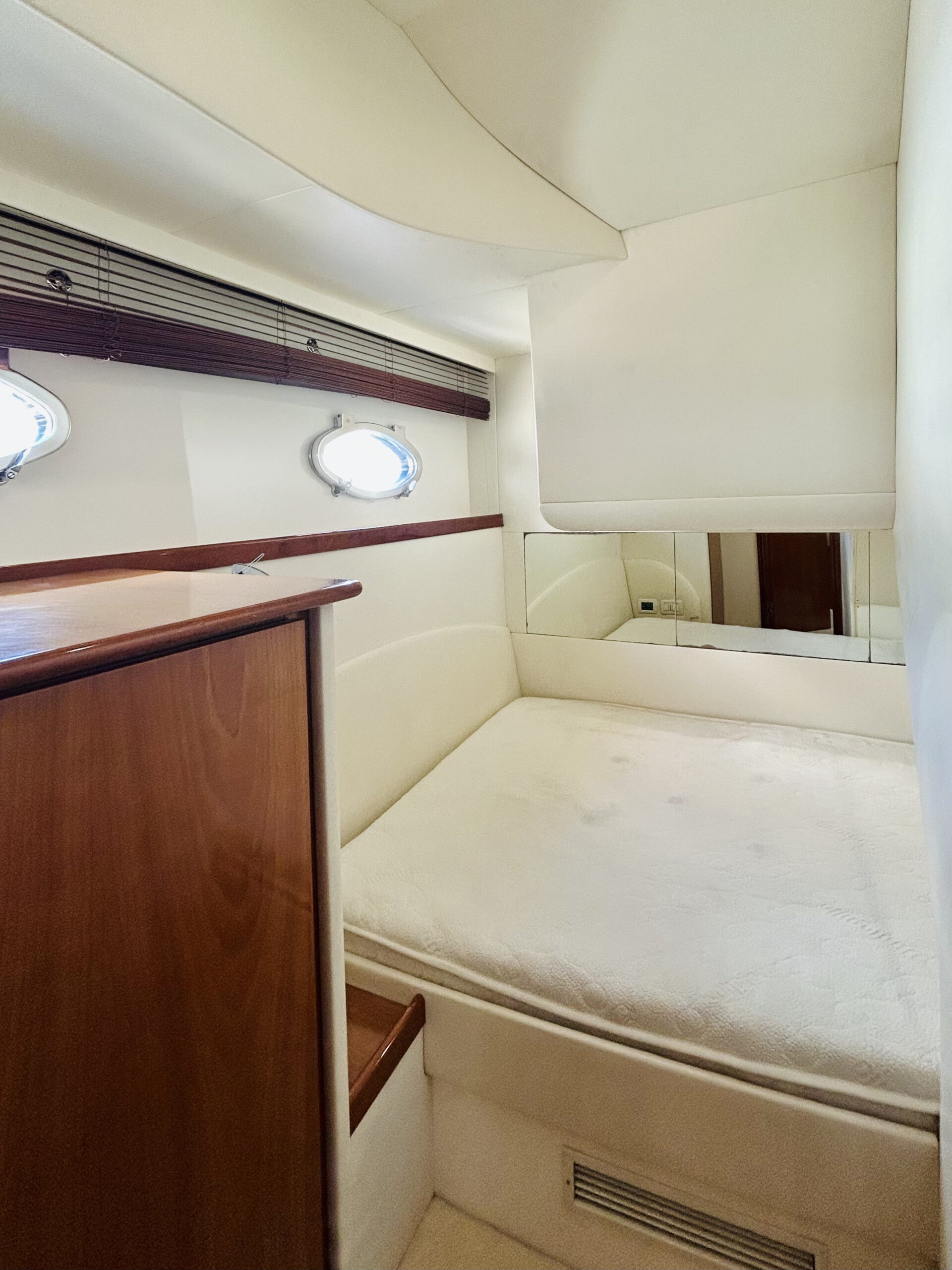 Pershing 50