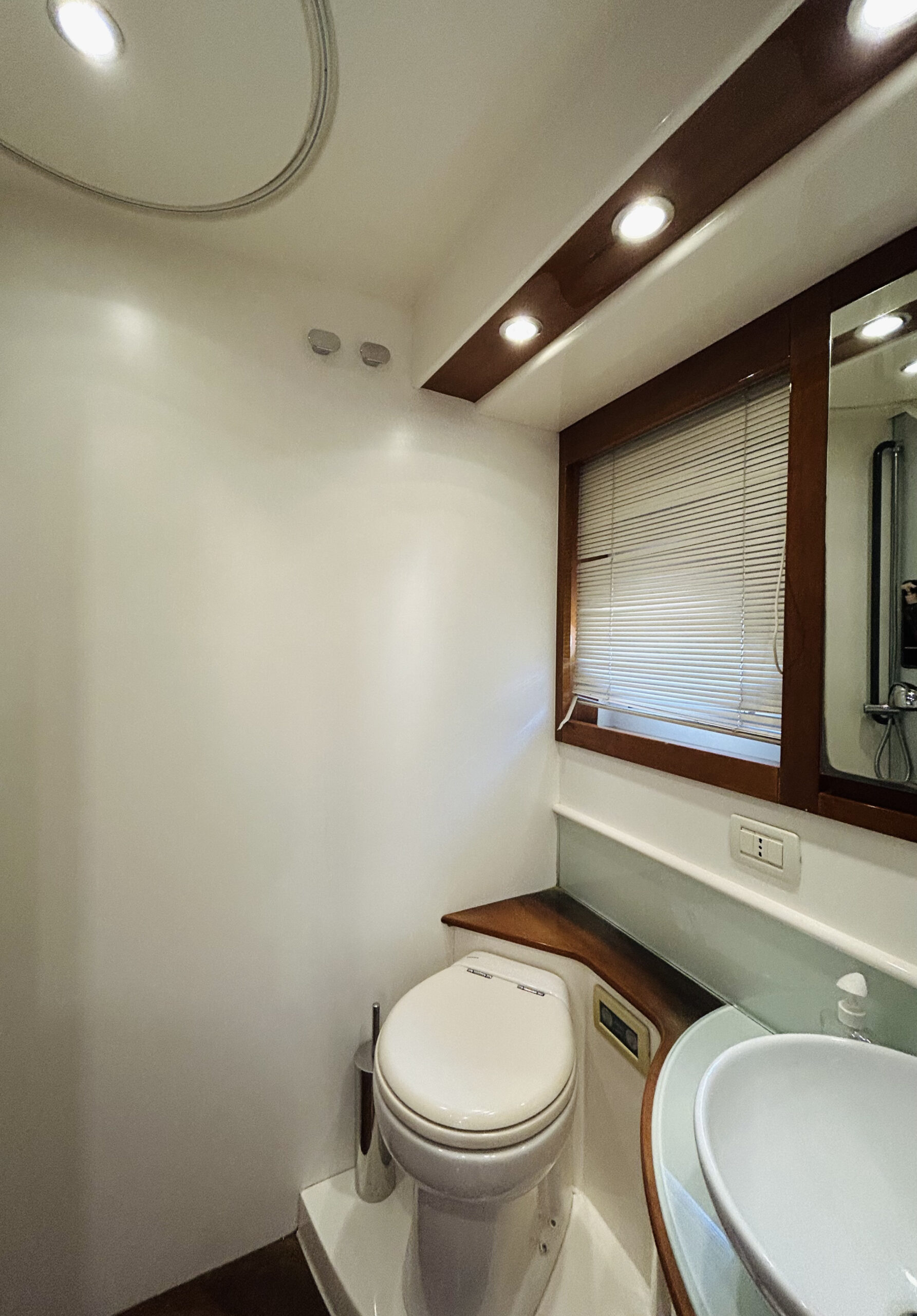 Pershing 50