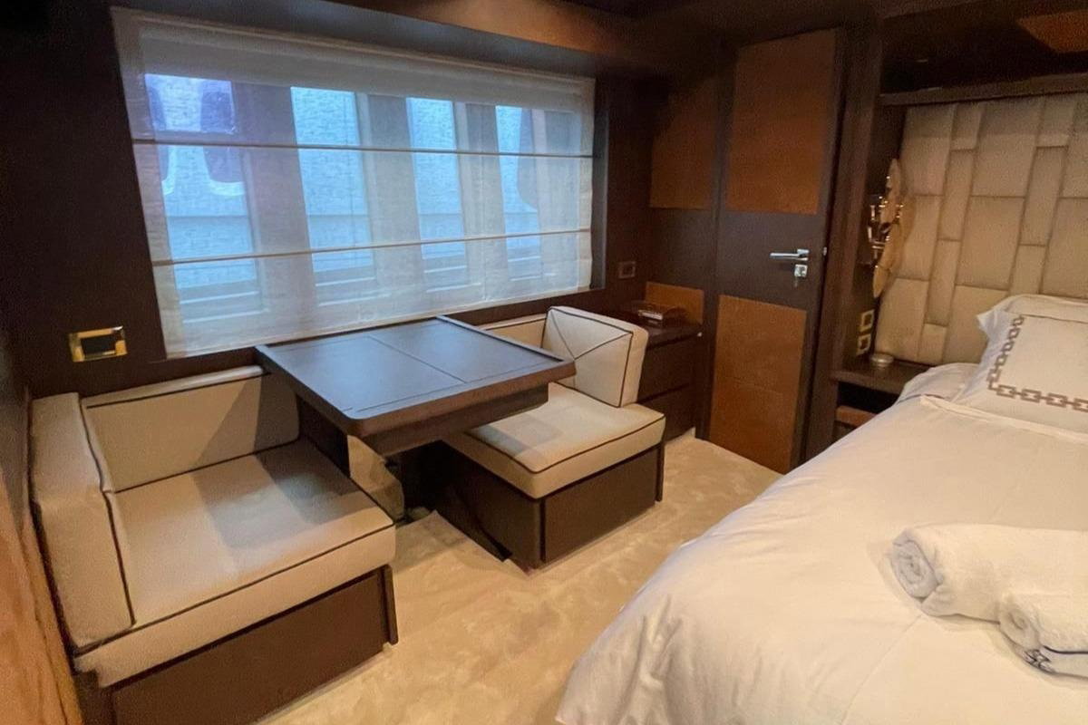 Azimut 78