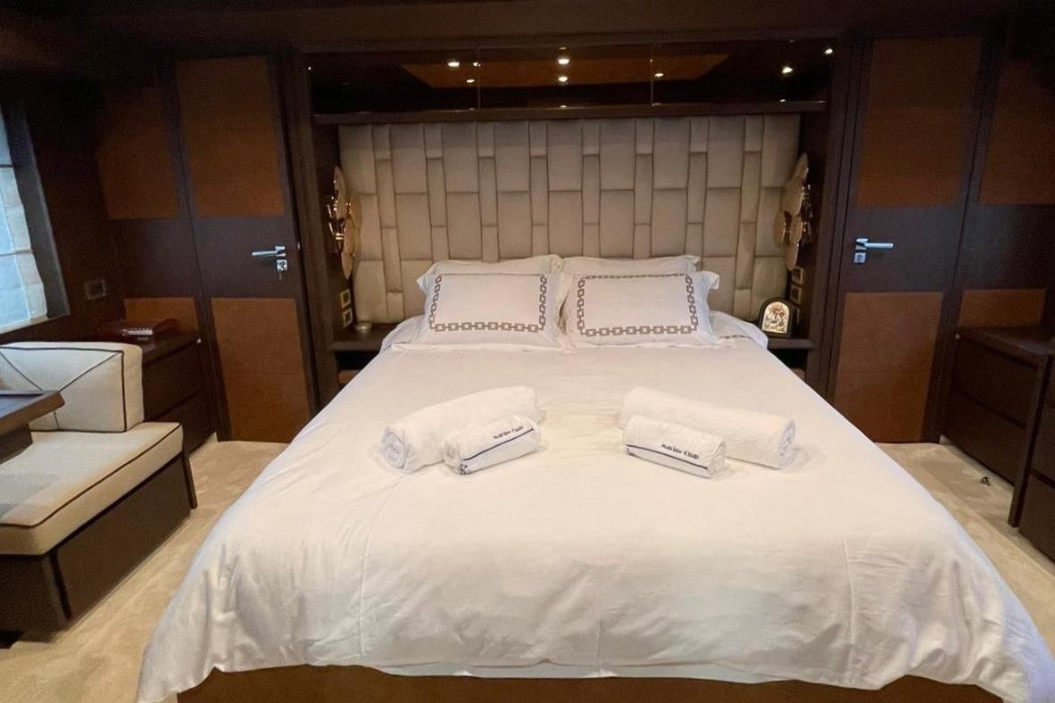 Azimut 78