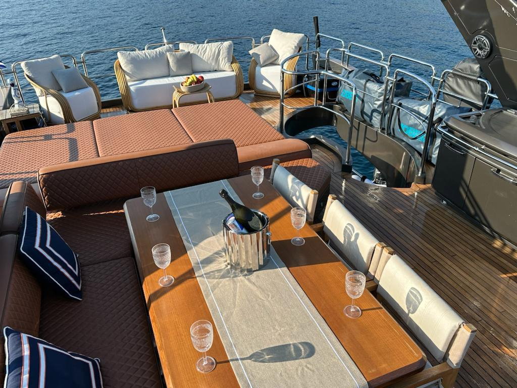 Azimut 78